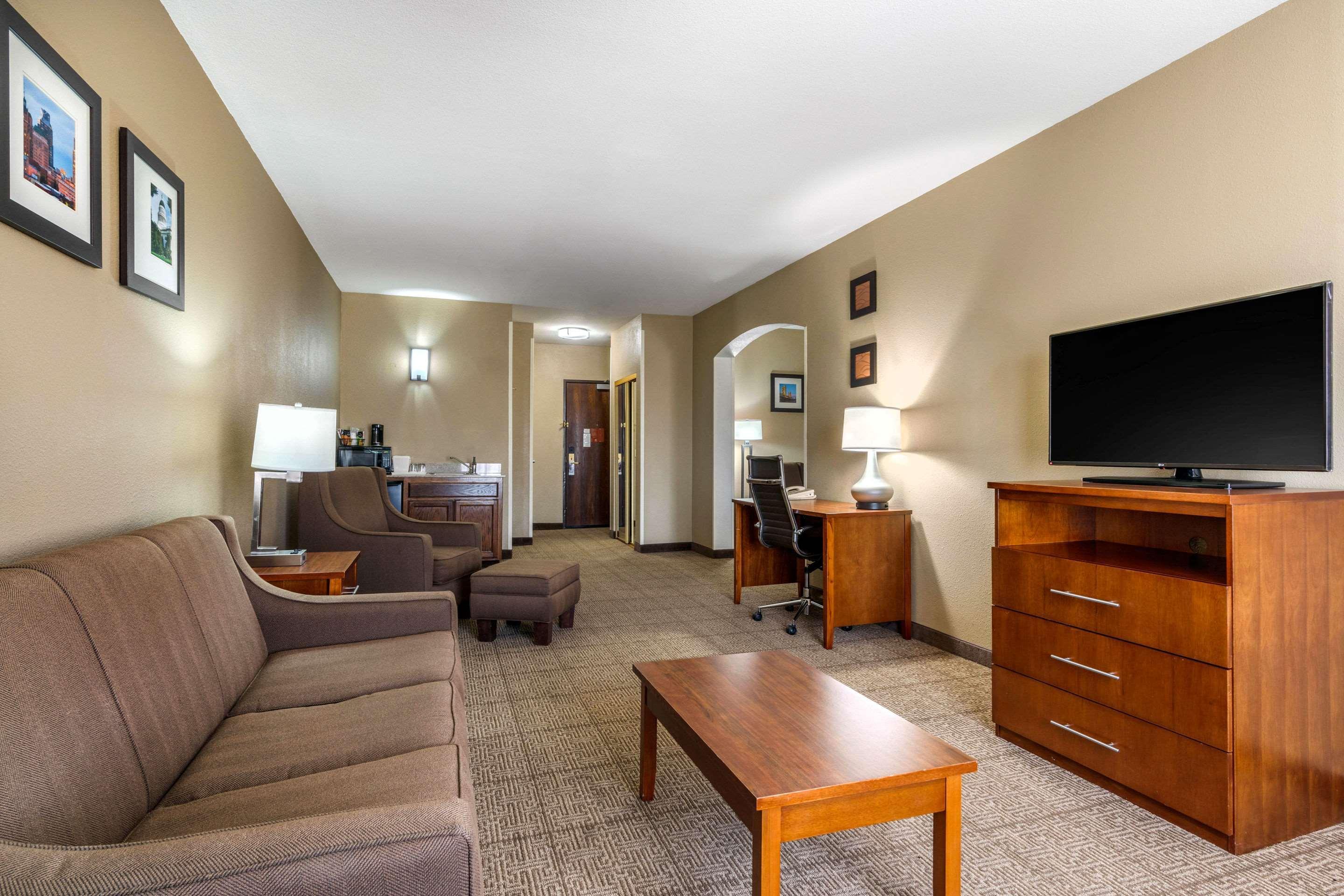 Comfort Inn & Suites Sacramento - University Area Ngoại thất bức ảnh