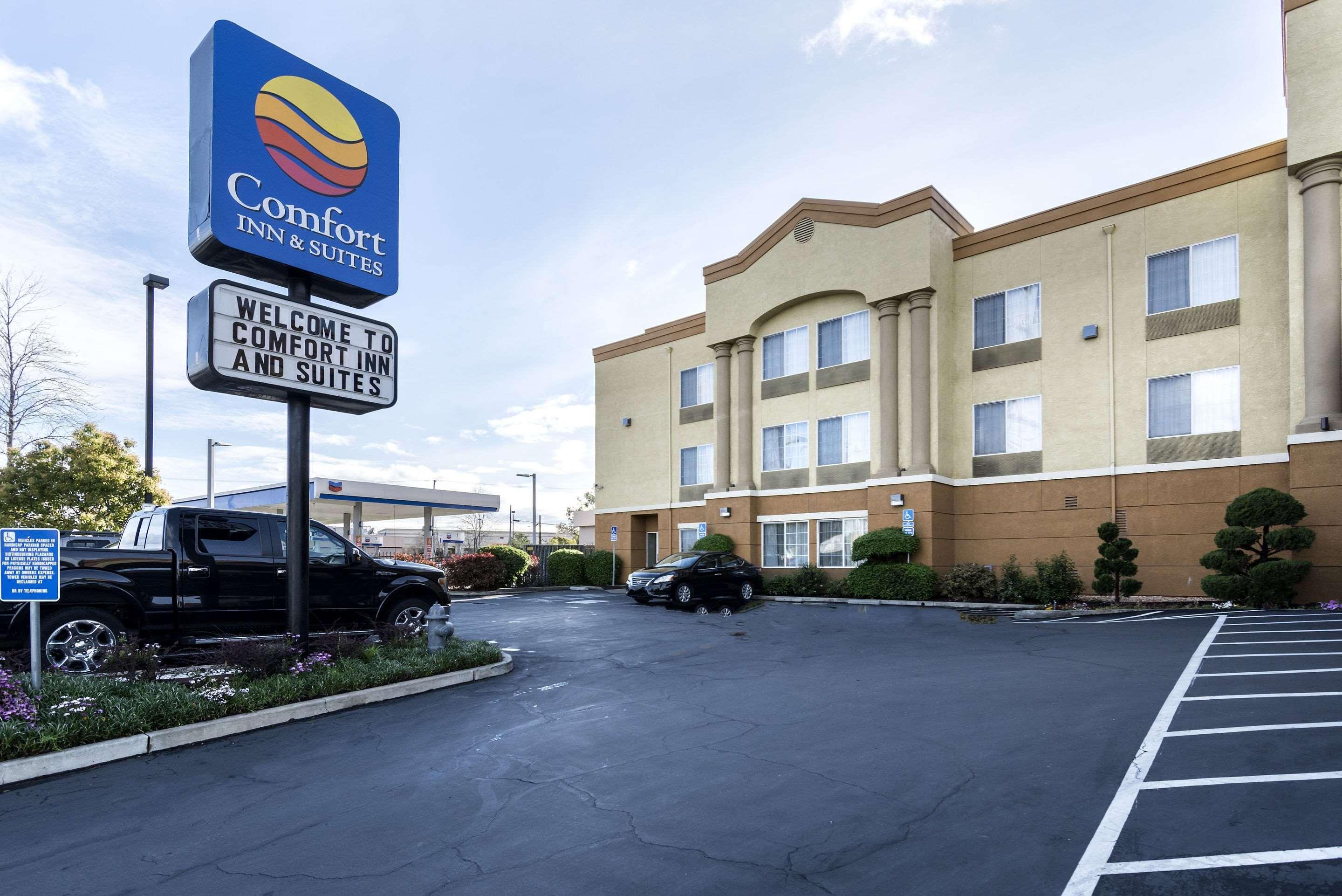 Comfort Inn & Suites Sacramento - University Area Ngoại thất bức ảnh