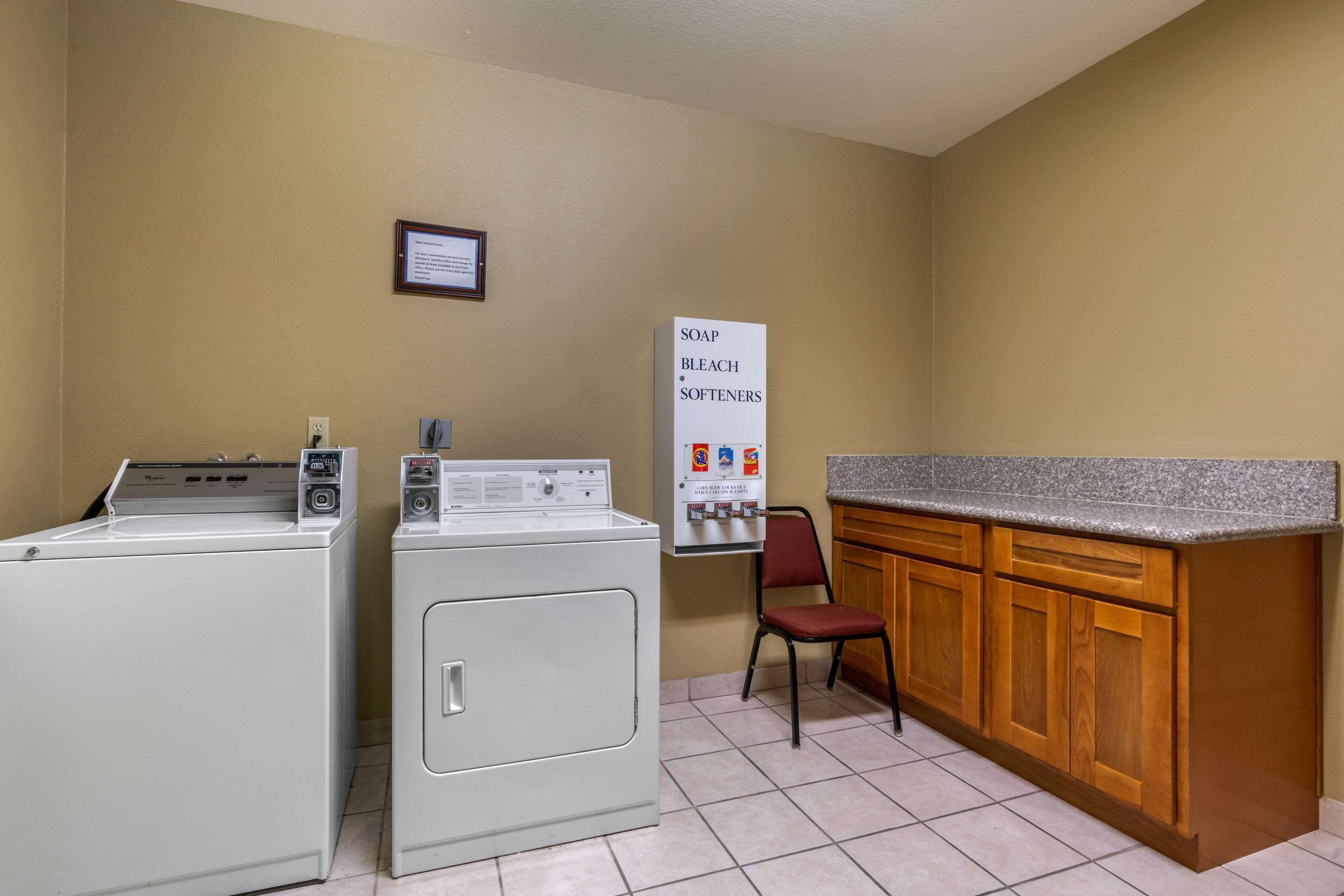 Comfort Inn & Suites Sacramento - University Area Ngoại thất bức ảnh