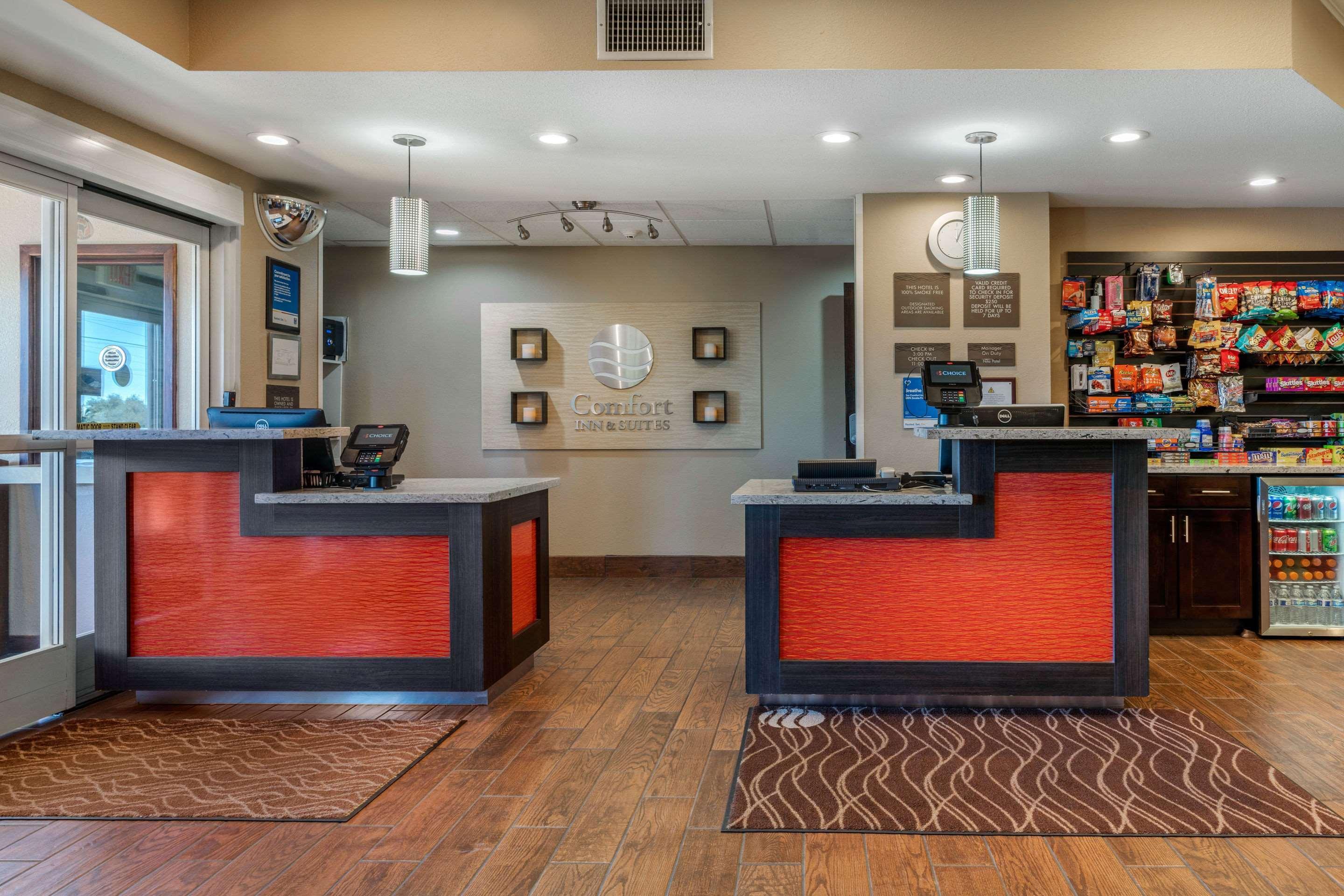 Comfort Inn & Suites Sacramento - University Area Ngoại thất bức ảnh