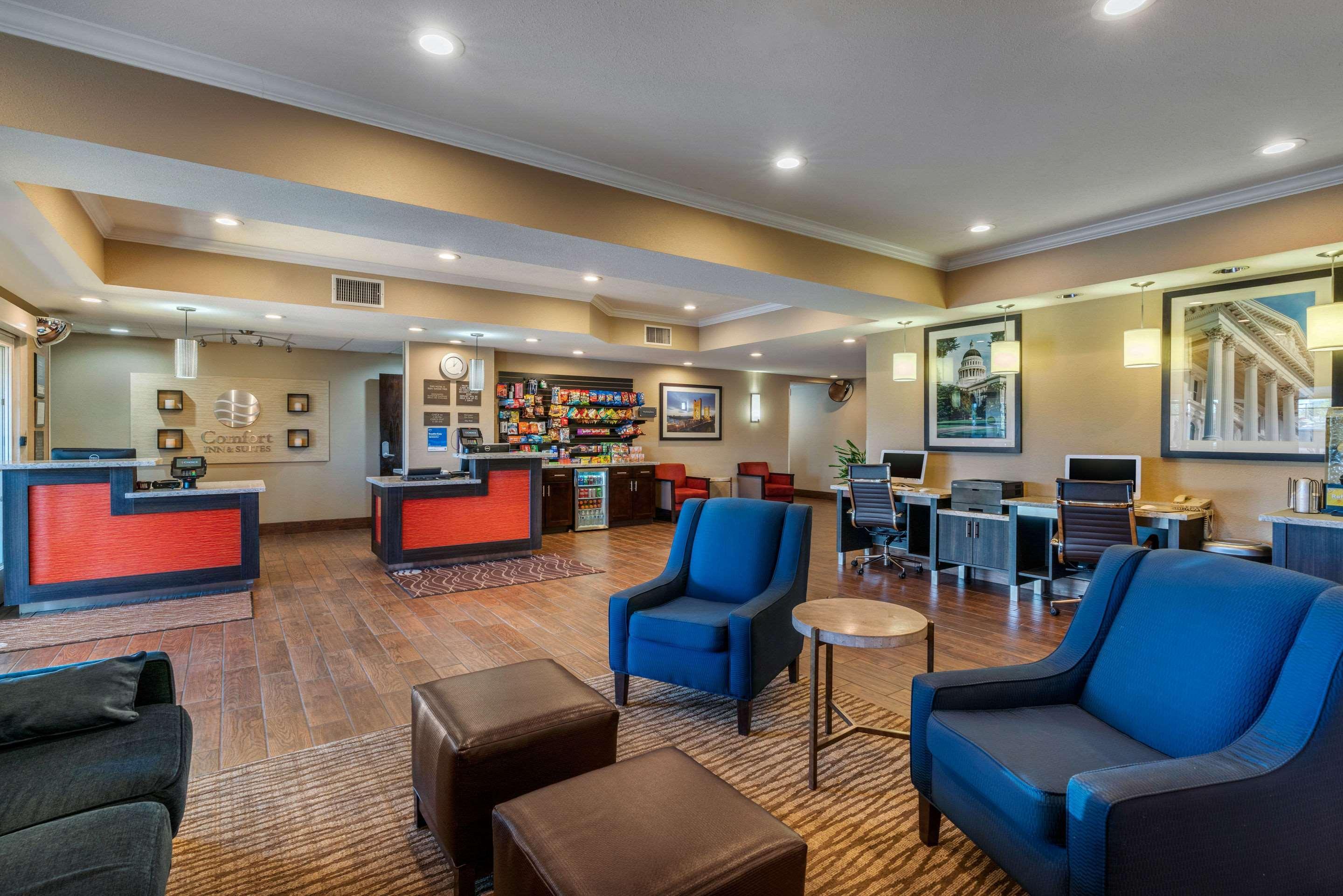Comfort Inn & Suites Sacramento - University Area Ngoại thất bức ảnh