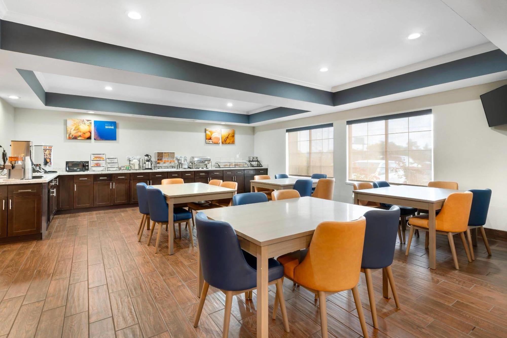 Comfort Inn & Suites Sacramento - University Area Ngoại thất bức ảnh