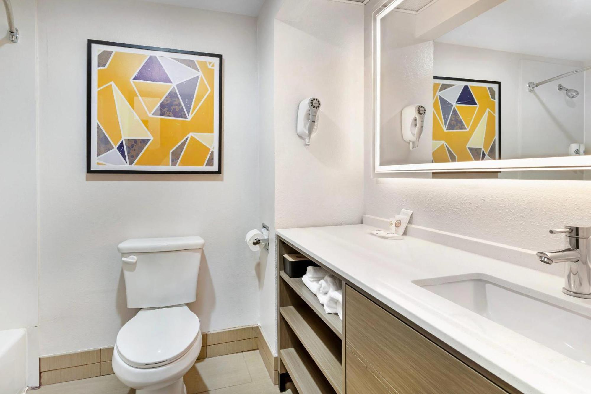 Comfort Inn & Suites Sacramento - University Area Ngoại thất bức ảnh