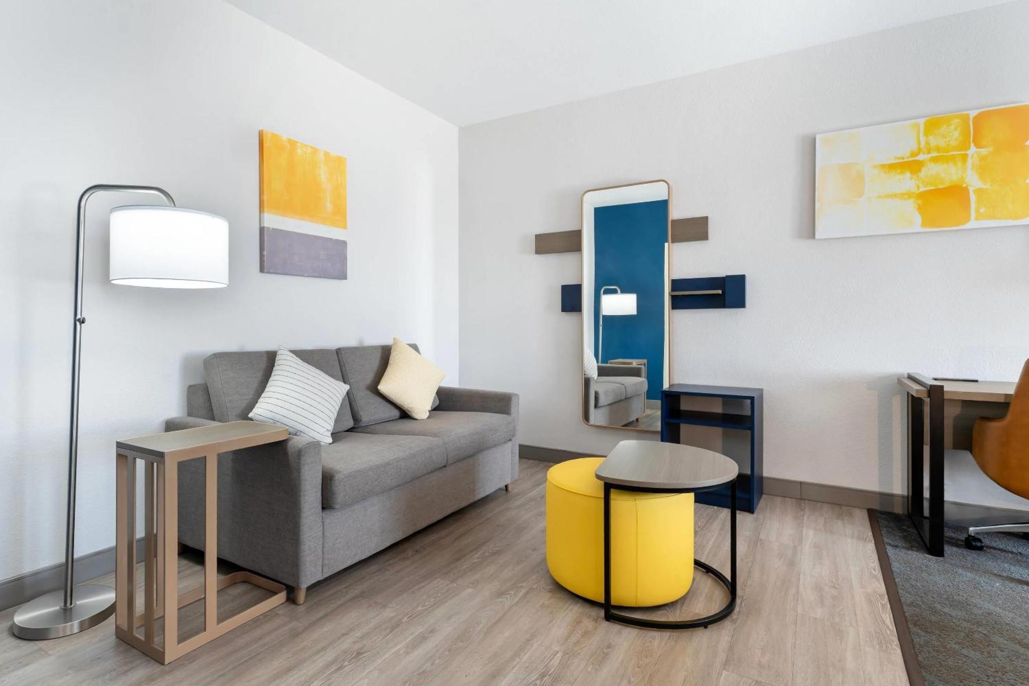 Comfort Inn & Suites Sacramento - University Area Ngoại thất bức ảnh