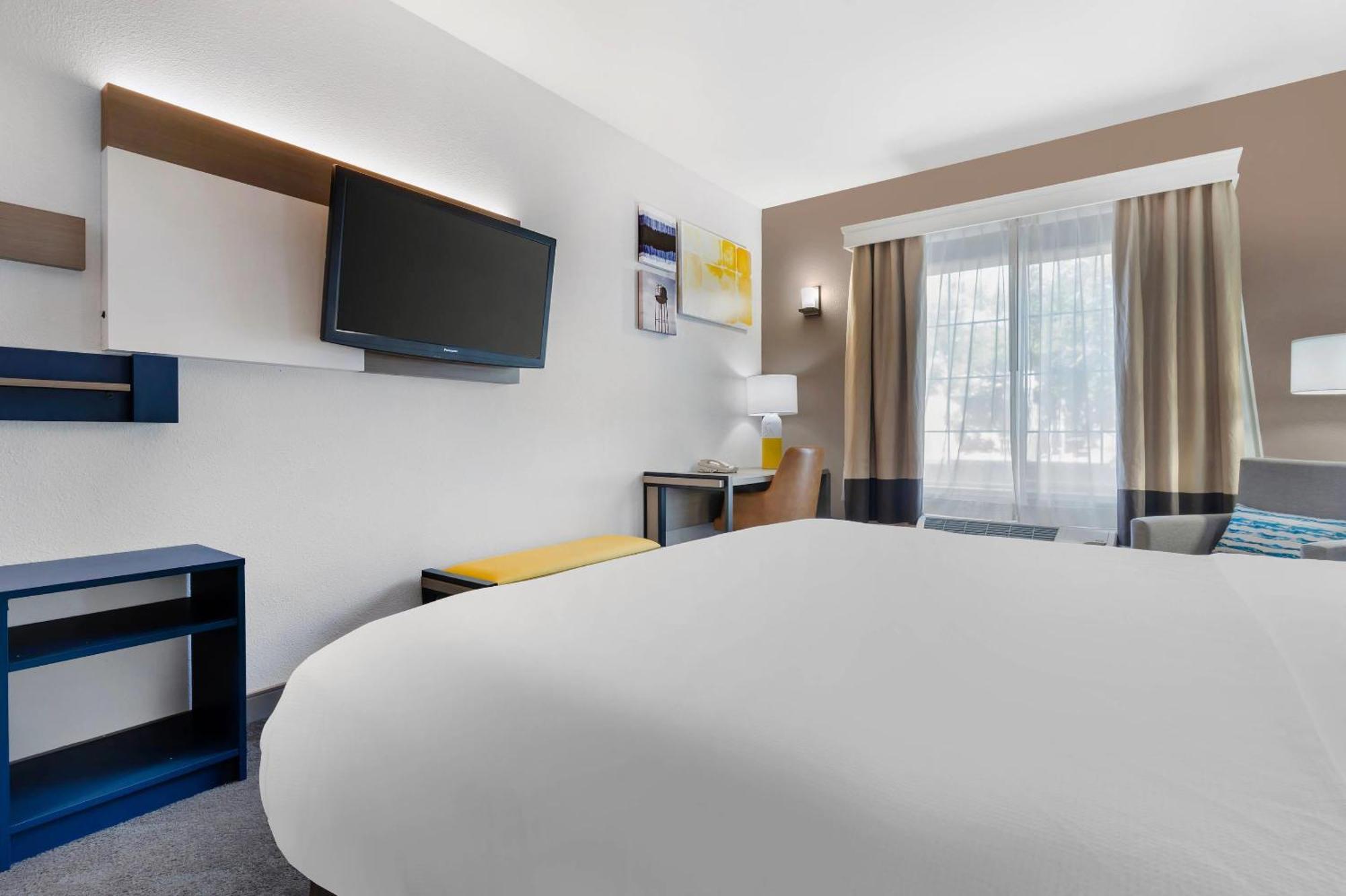 Comfort Inn & Suites Sacramento - University Area Ngoại thất bức ảnh