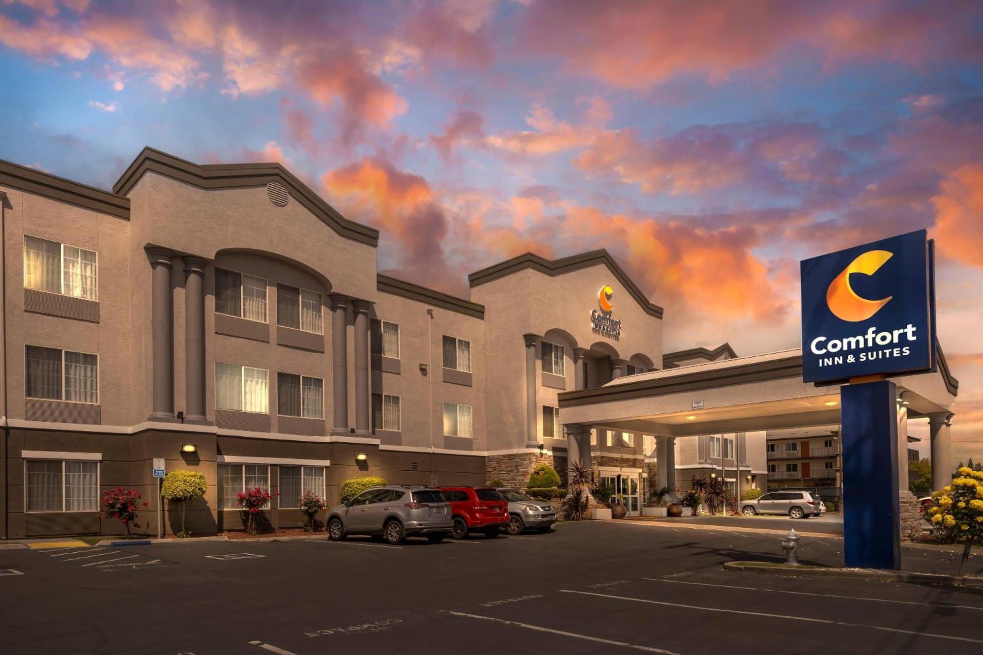 Comfort Inn & Suites Sacramento - University Area Ngoại thất bức ảnh